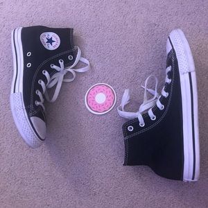 Big kid size 3 Converse high tops
